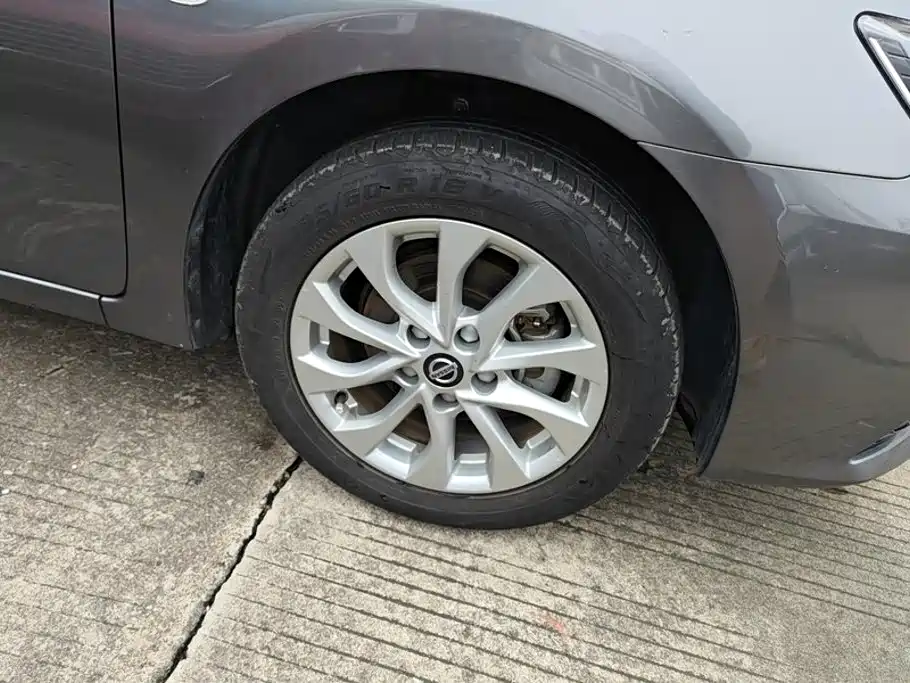 Nissan Sylphy — миниатюра 6