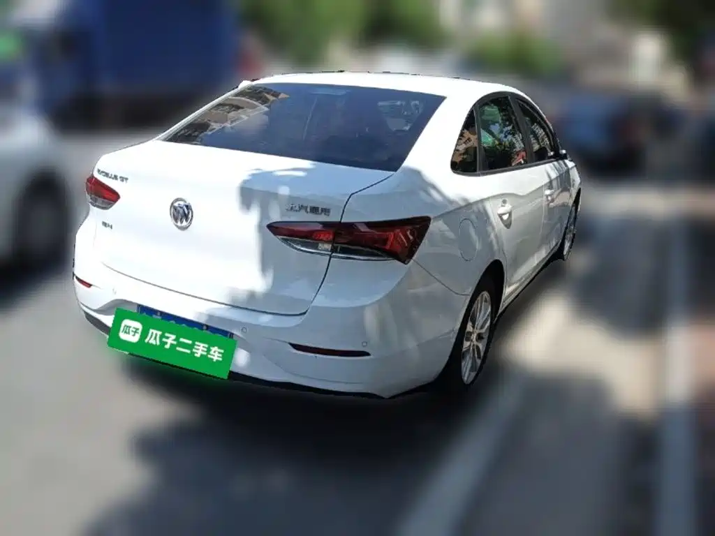 Buick Excelle — миниатюра 4