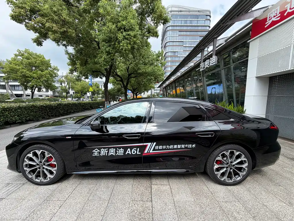 Audi A6L — миниатюра 4