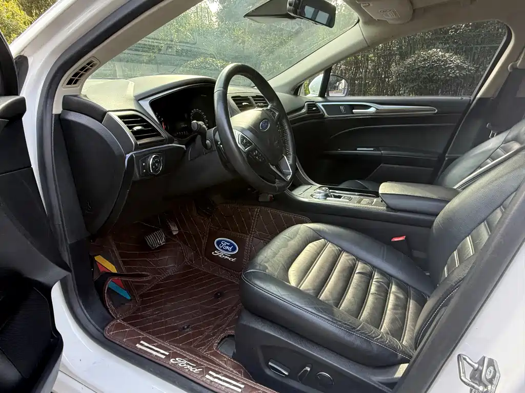 Ford Mondeo — миниатюра 4