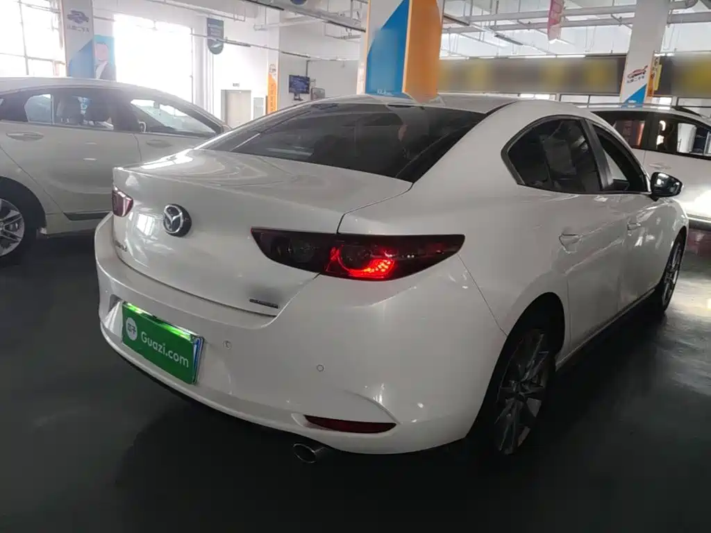 Mazda 3 Axela — миниатюра 7