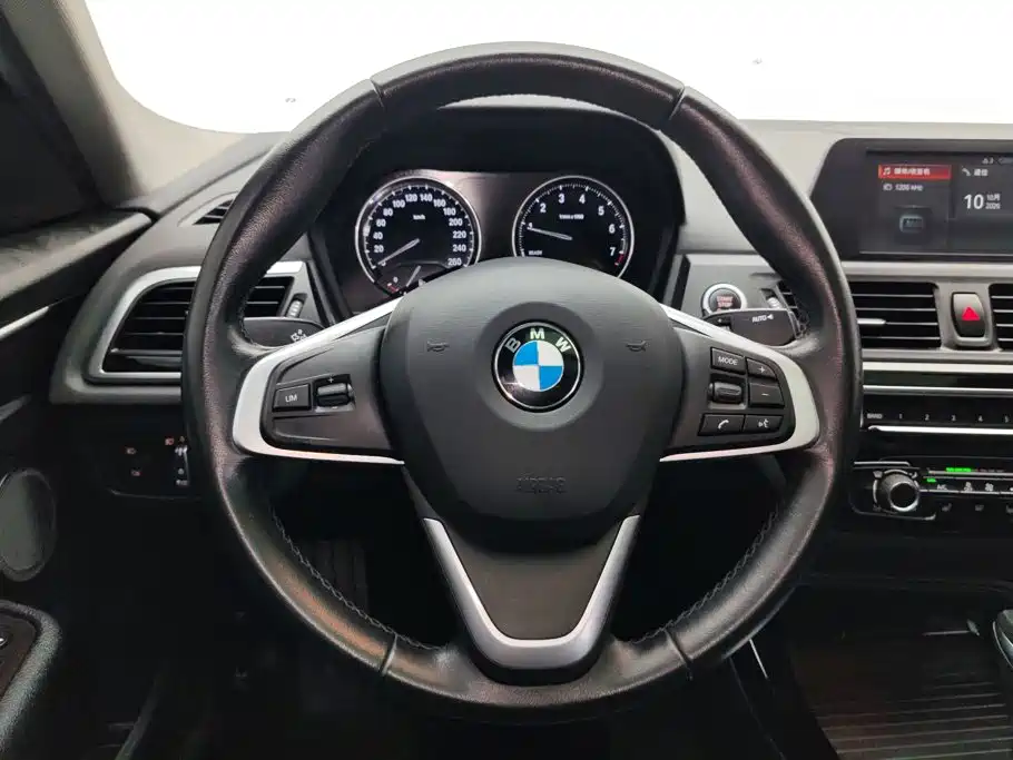 BMW 1 Series — миниатюра 14