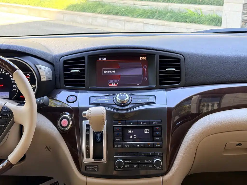 Nissan Quest — миниатюра 10