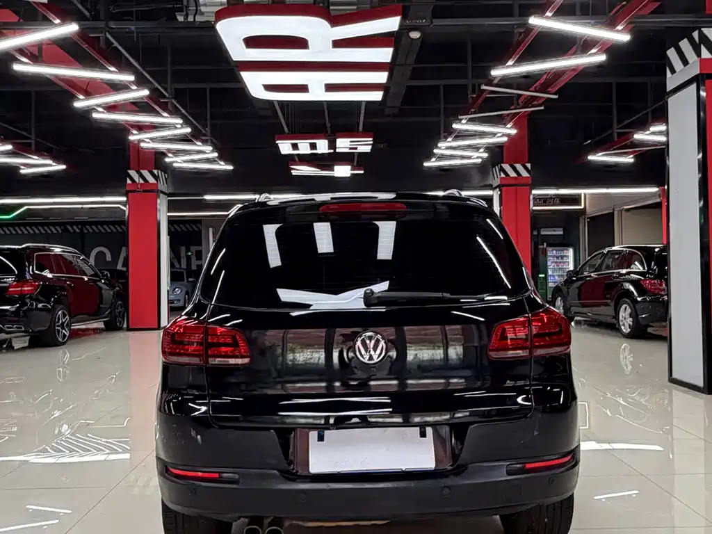 Volkswagen Tiguan — миниатюра 4