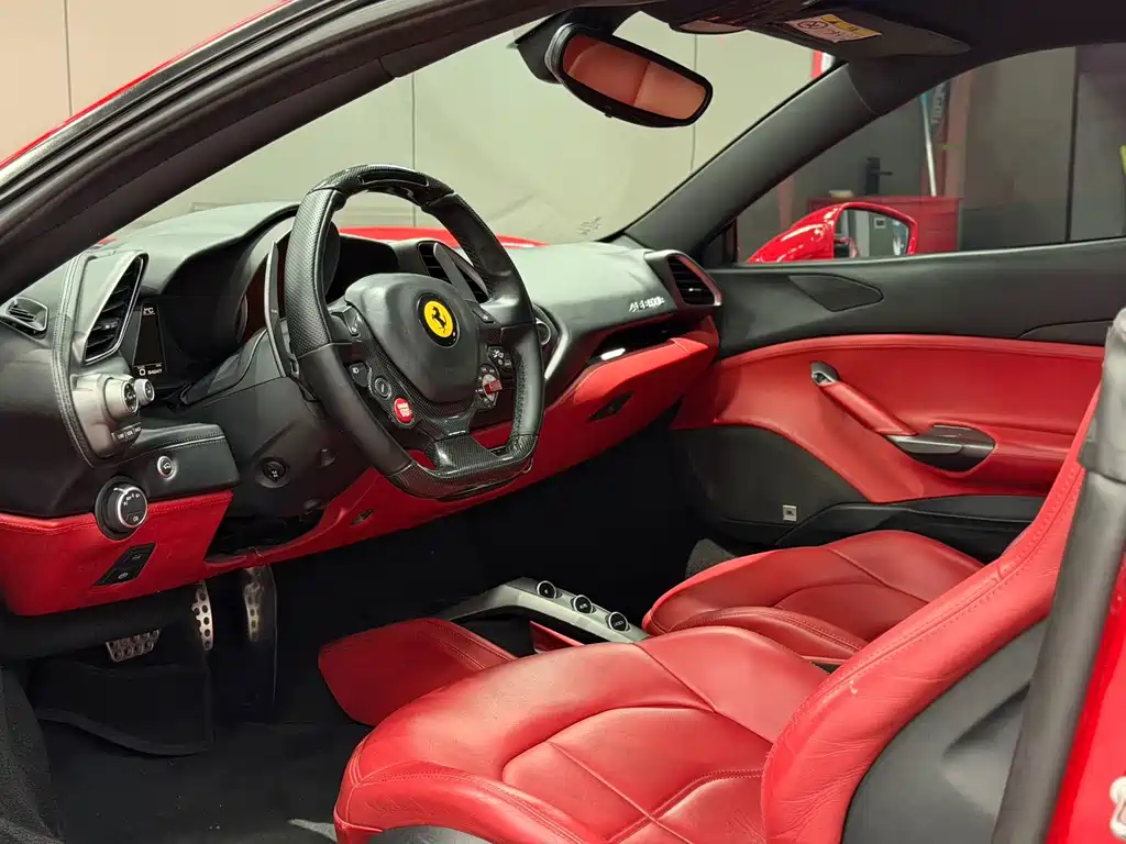 Ferrari 488 — миниатюра 12