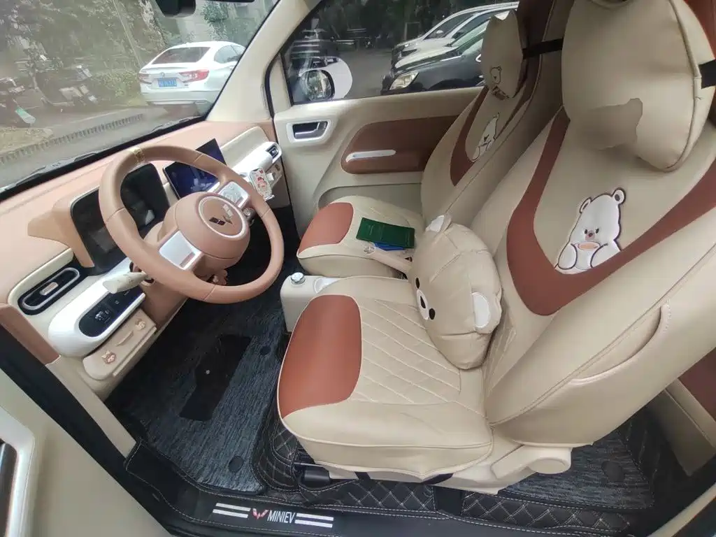 Wuling MINIEV — миниатюра 12