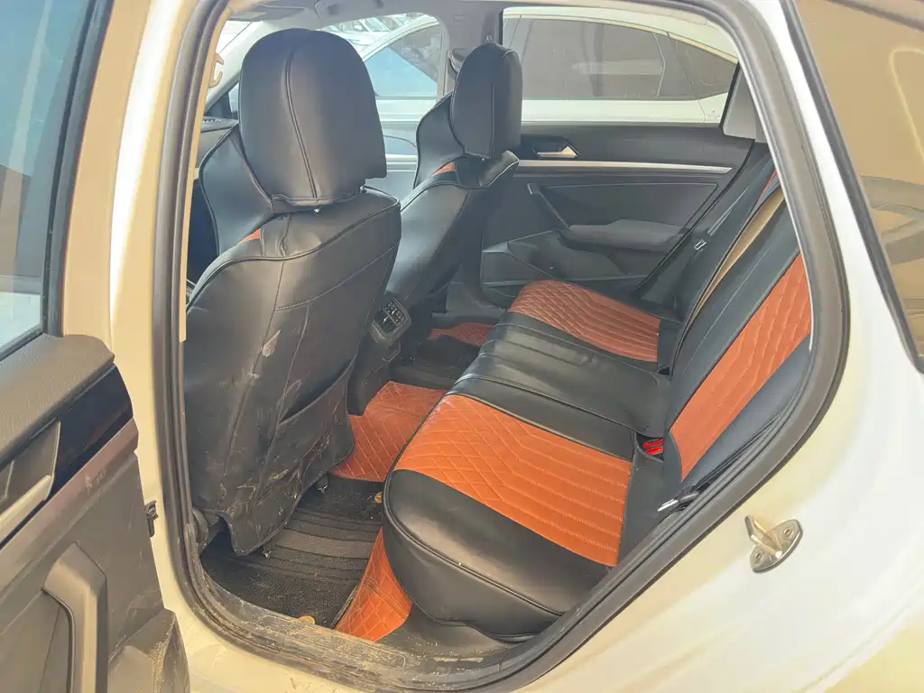 Volkswagen Lavida — миниатюра 7