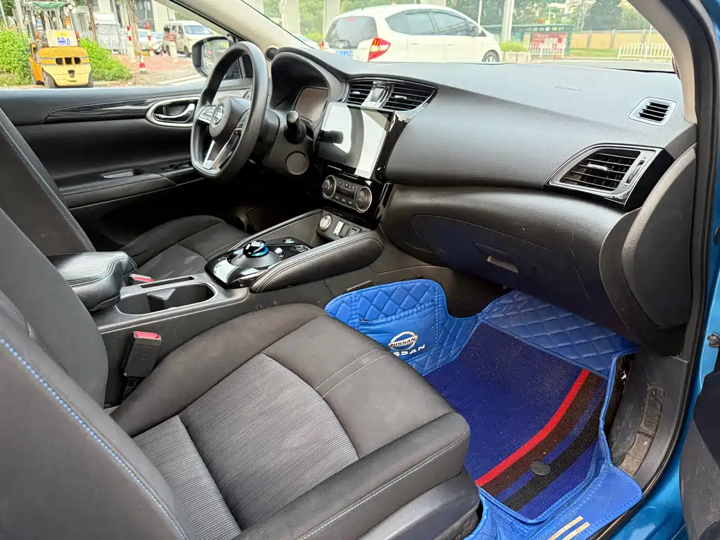 Nissan Sylphy EV - фото 9