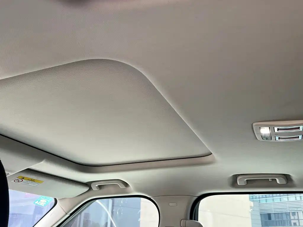 Land Rover Discovery — миниатюра 15