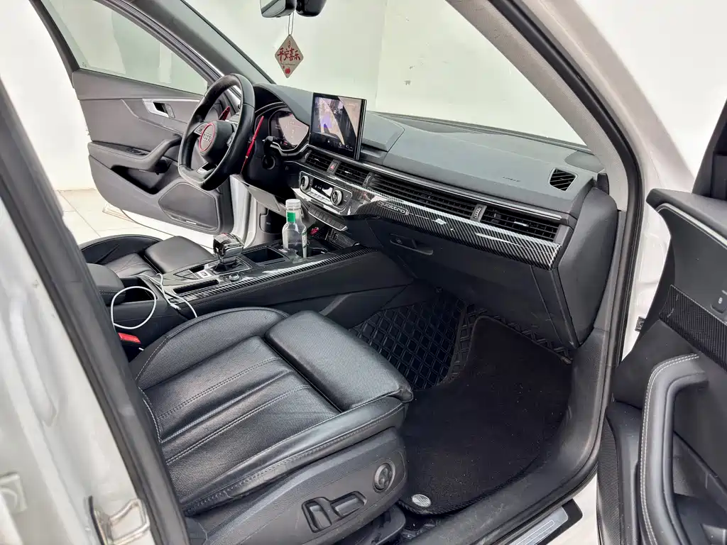 Audi A4L — миниатюра 13