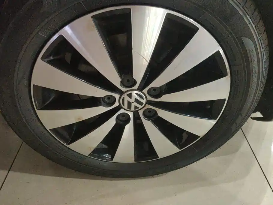 Volkswagen Sagitar — миниатюра 6