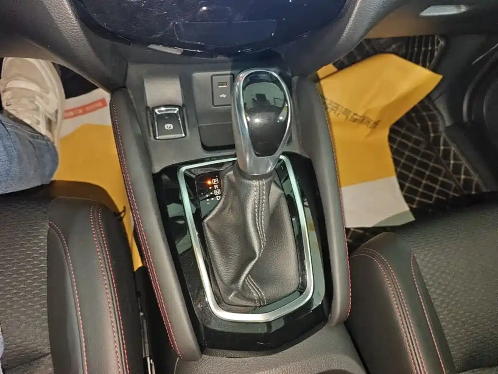 Nissan Qashqai — миниатюра 14
