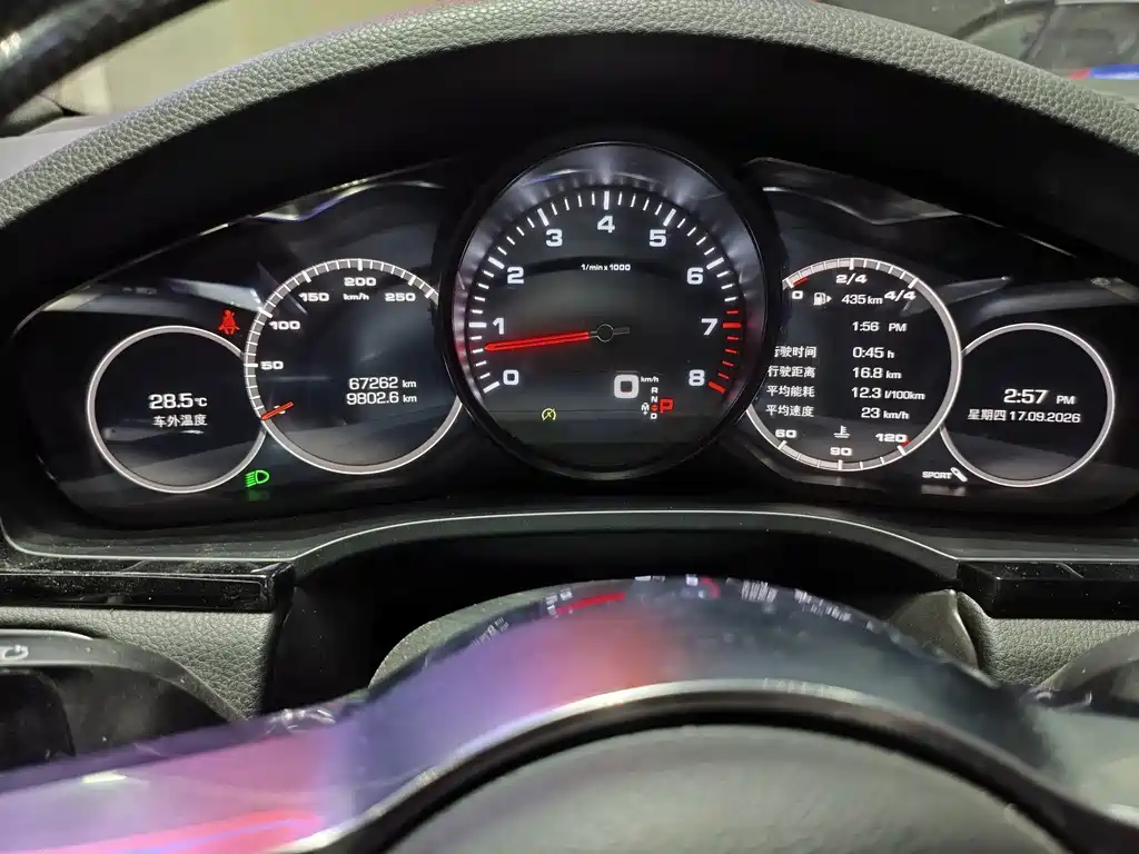 Porsche Cayenne — миниатюра 3
