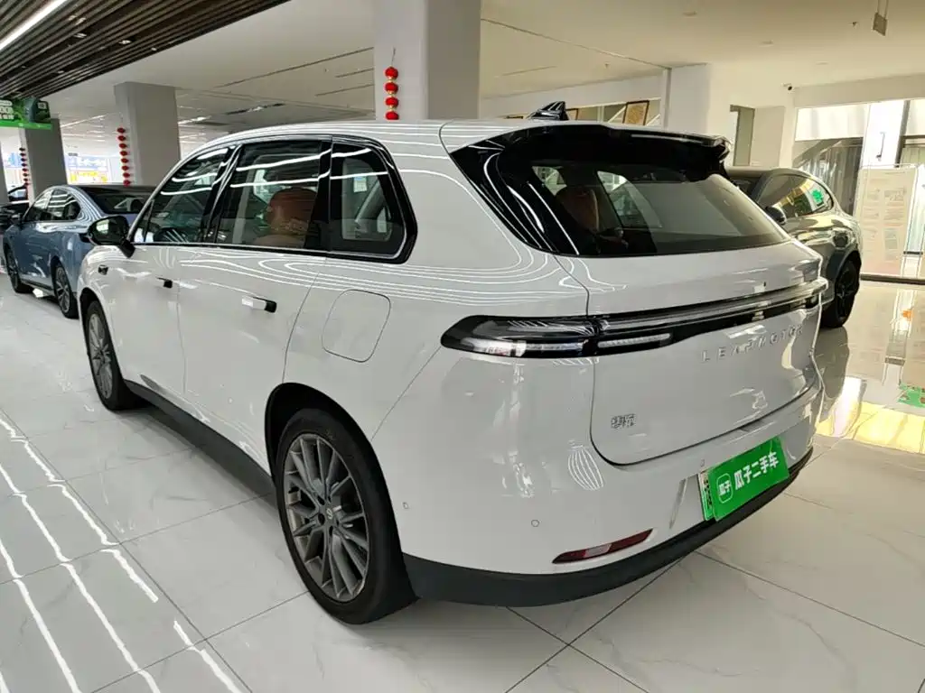 Leapmotor Leapmotor C10 — миниатюра 5