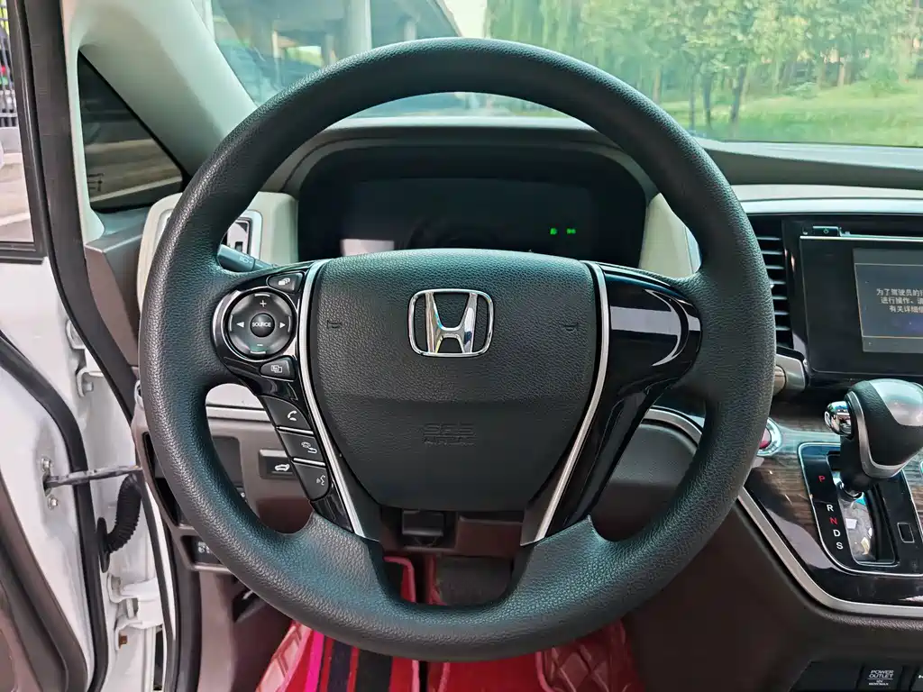 Honda Odyssey — миниатюра 8