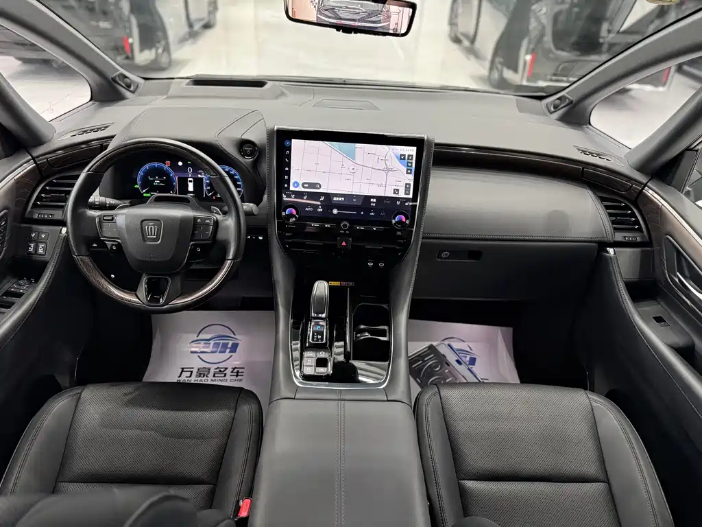 Toyota Vellfire — миниатюра 7