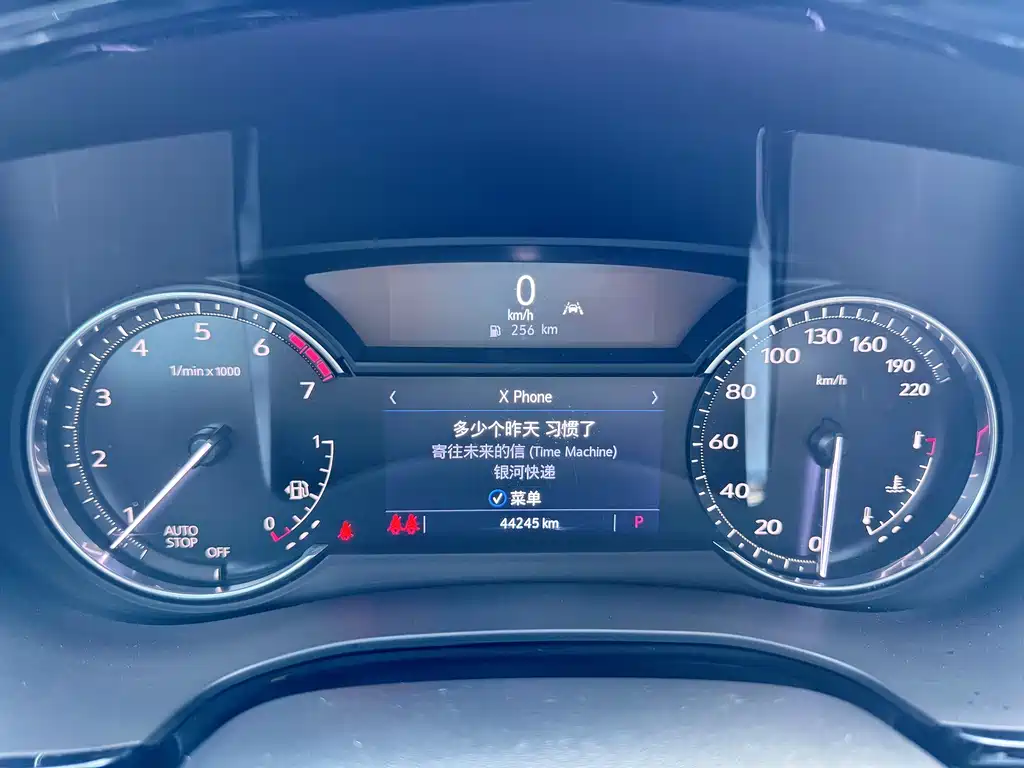 Cadillac XT6 — миниатюра 10