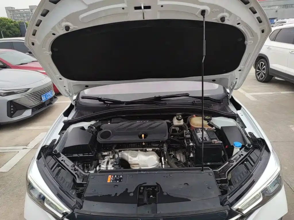 Roewe i5 — миниатюра 20
