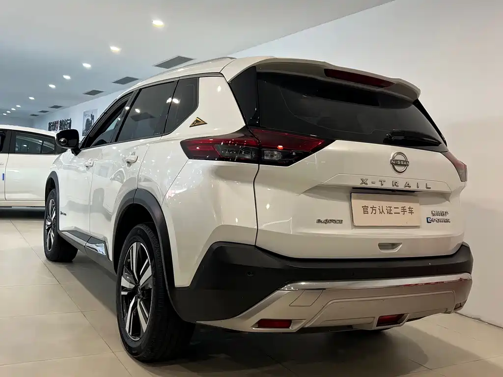 Nissan X-Trail — миниатюра 22