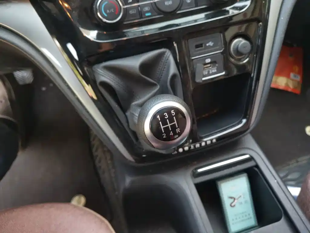 JAC Refine Refine M3 — миниатюра 10