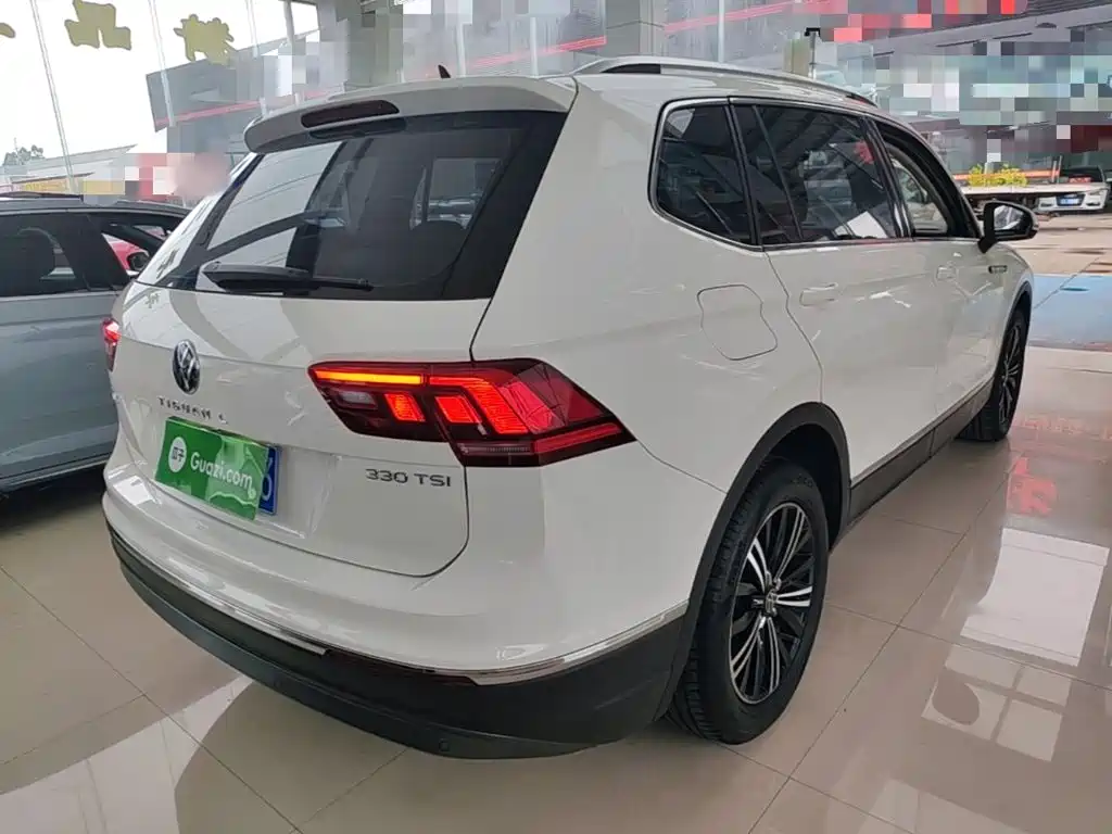 Volkswagen Tiguan L — миниатюра 7