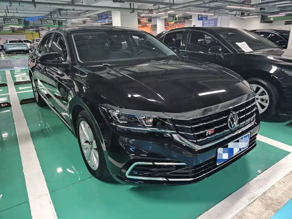 Volkswagen Passat — миниатюра 3