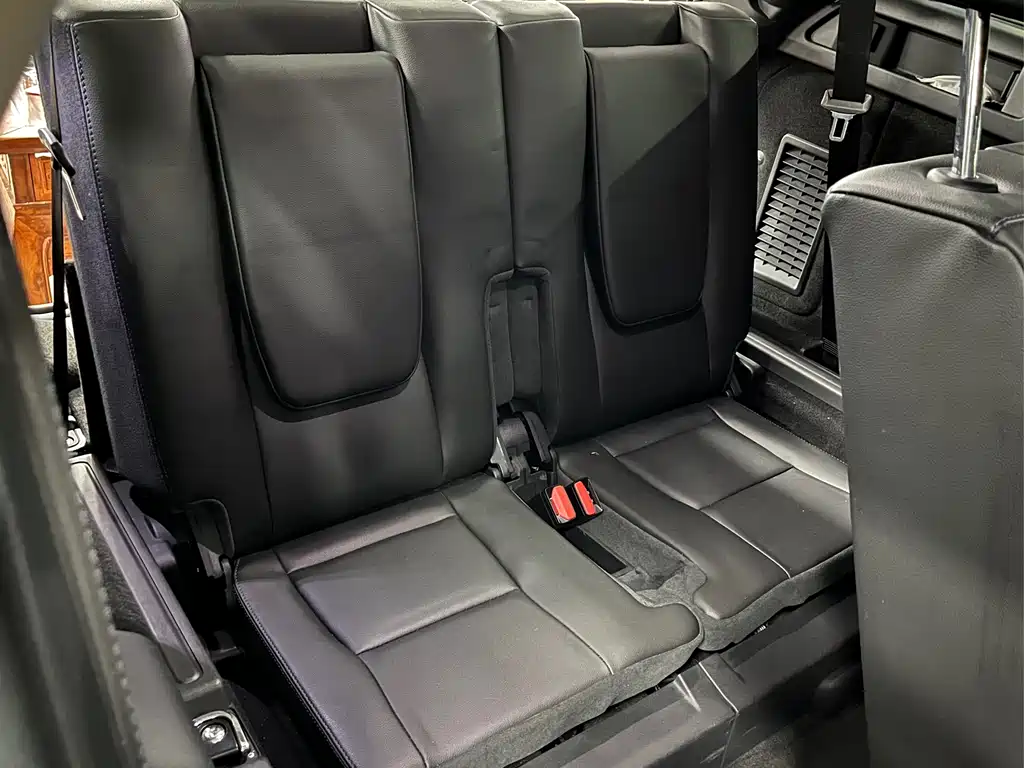 Land Rover Discovery Sport — миниатюра 19