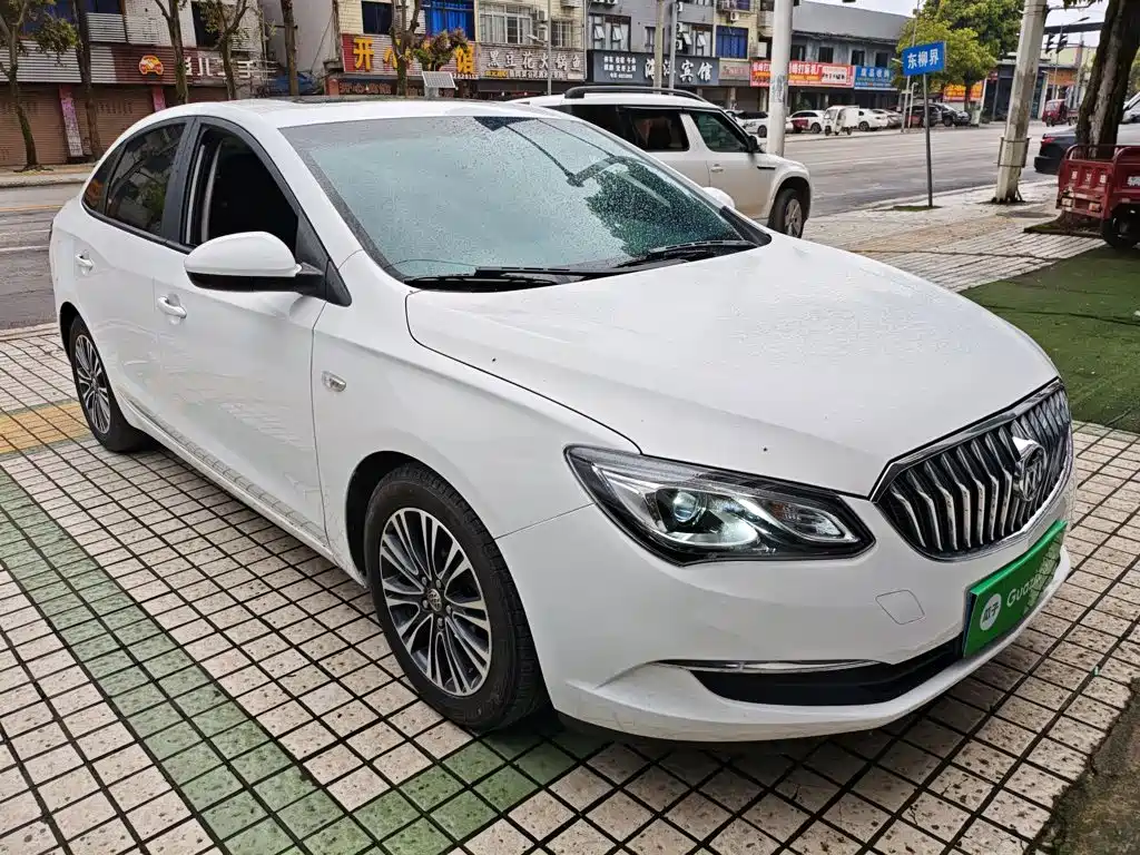 Buick Excelle — миниатюра 4