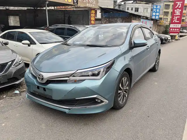 TOYOTA COROLLA 2017