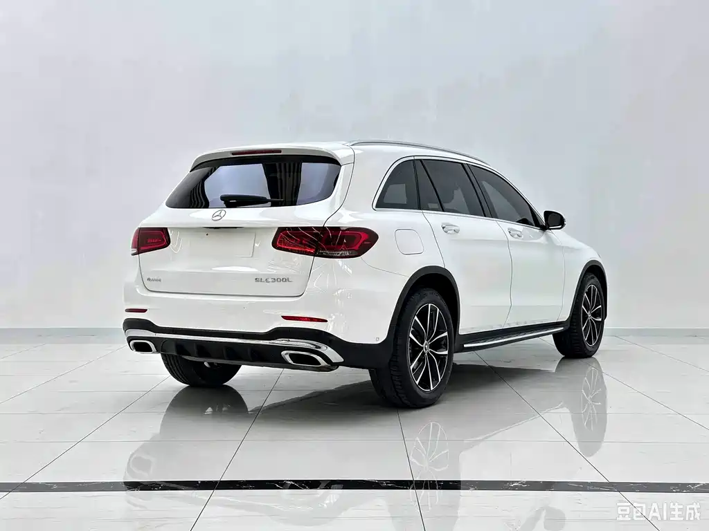 Mercedes-Benz GLC — миниатюра 3