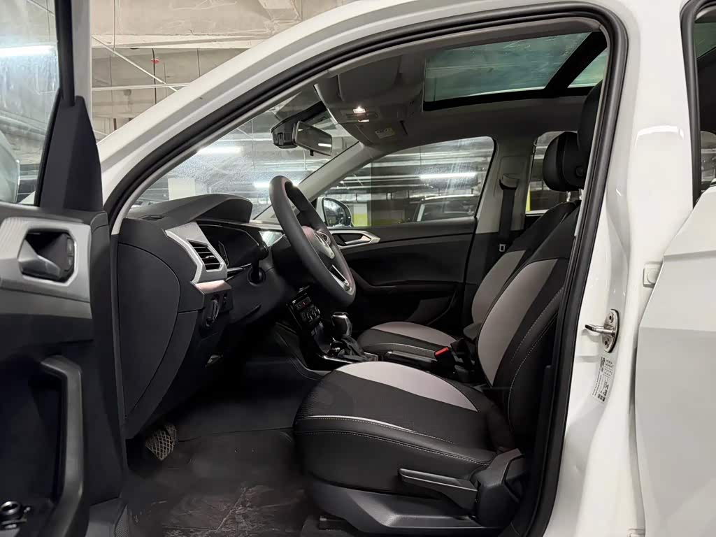 Volkswagen Tanying 1.5 л 2023 г. Белый, пробег 36000 км