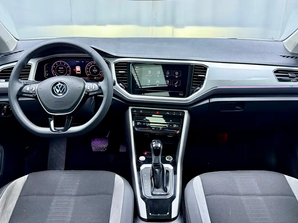 VOLKSWAGEN T ROC EXPLORING SONGS