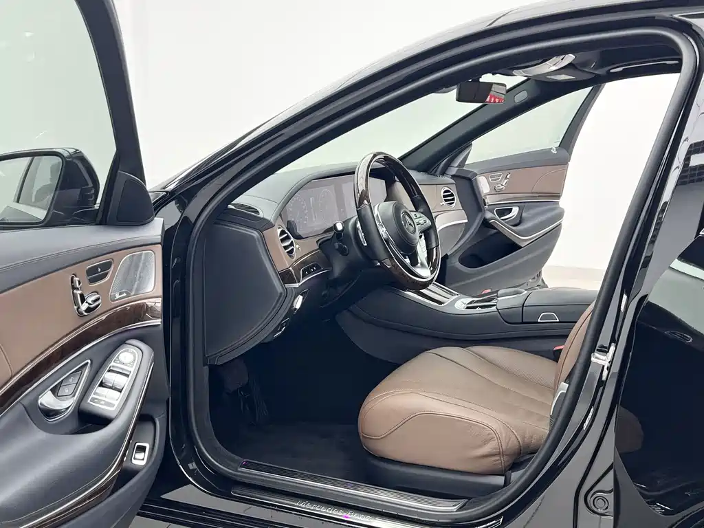 Mercedes-Benz S-Class — миниатюра 8