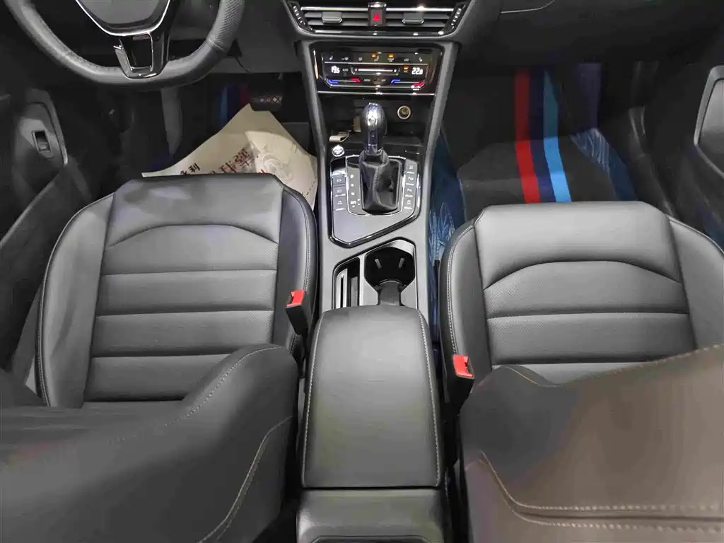 Volkswagen Tharu — миниатюра 9