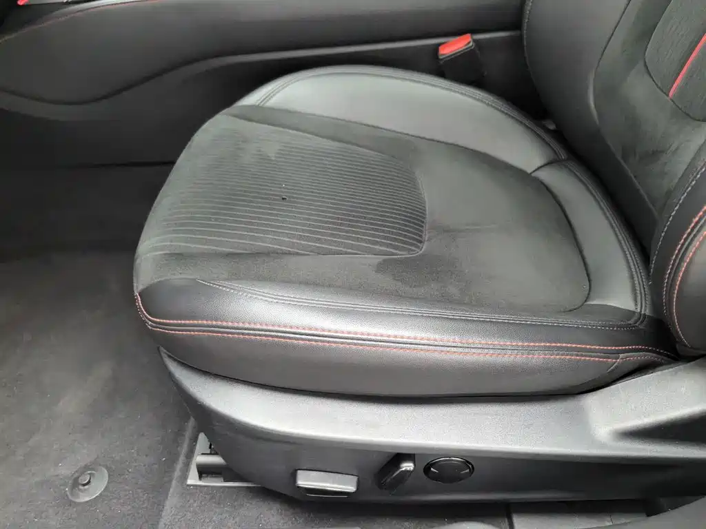 Ford Mondeo — миниатюра 20