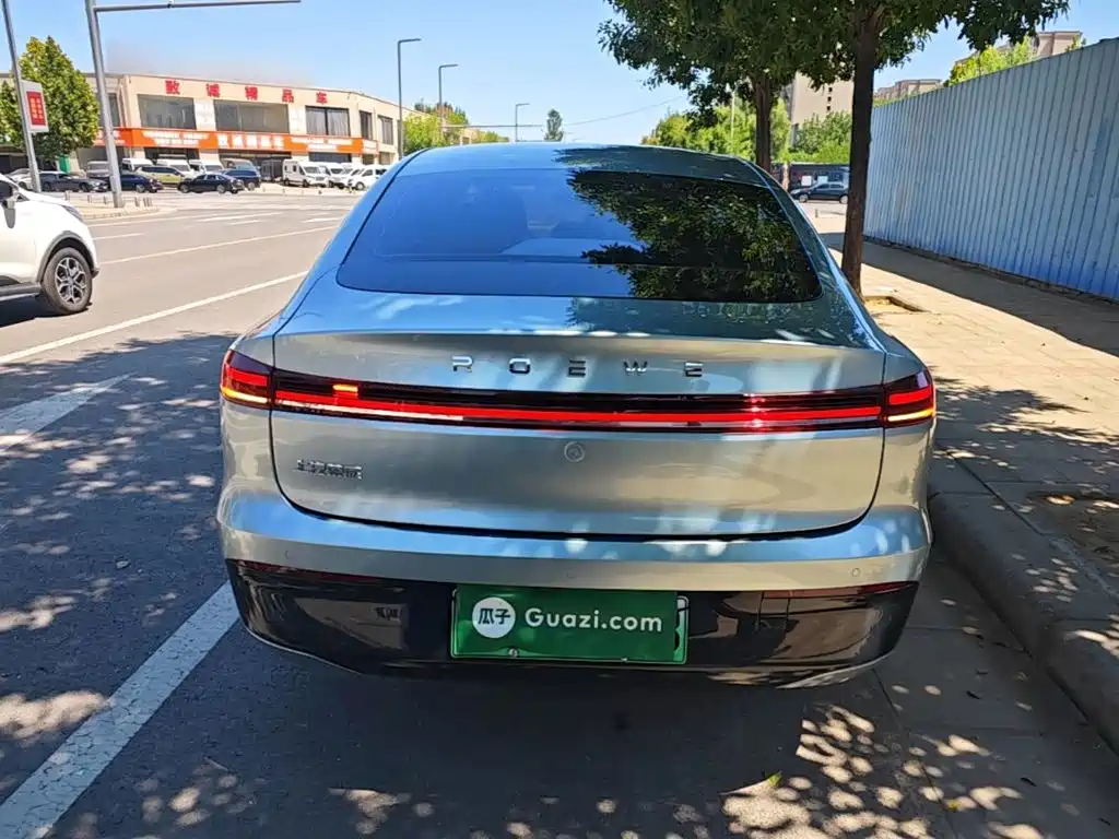 Roewe Young Wai D6 — миниатюра 6