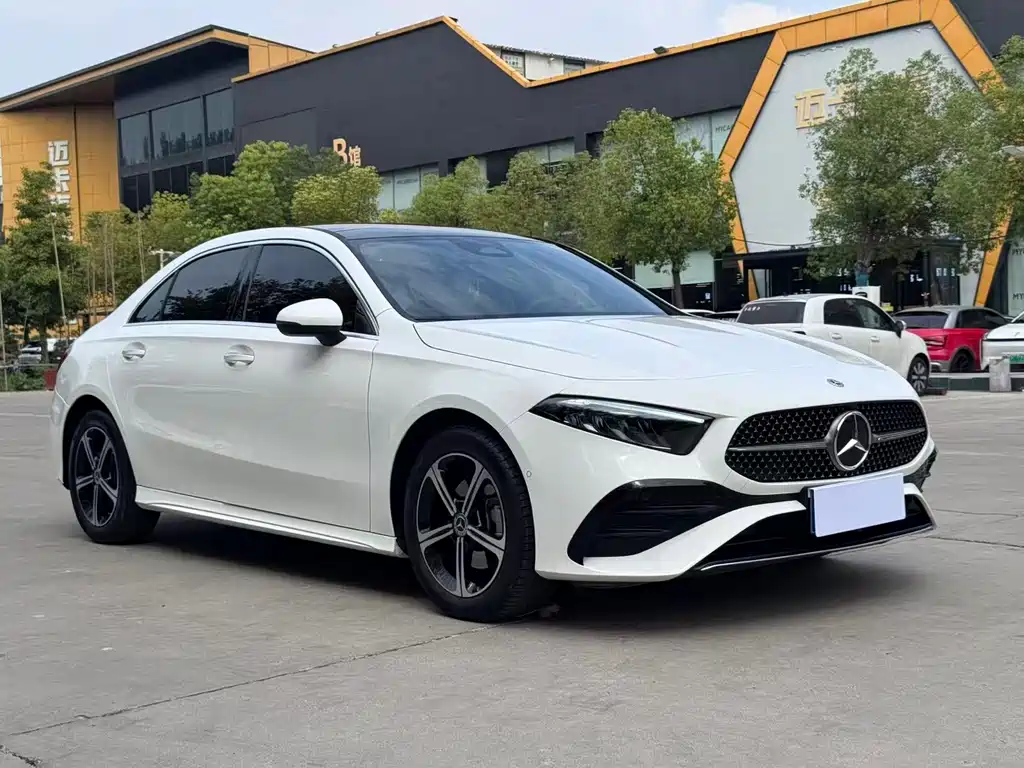 Mercedes-Benz A-Class — миниатюра 3