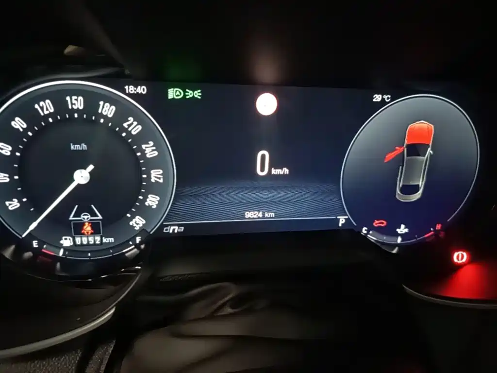 Alfa Romeo Giulia — миниатюра 12