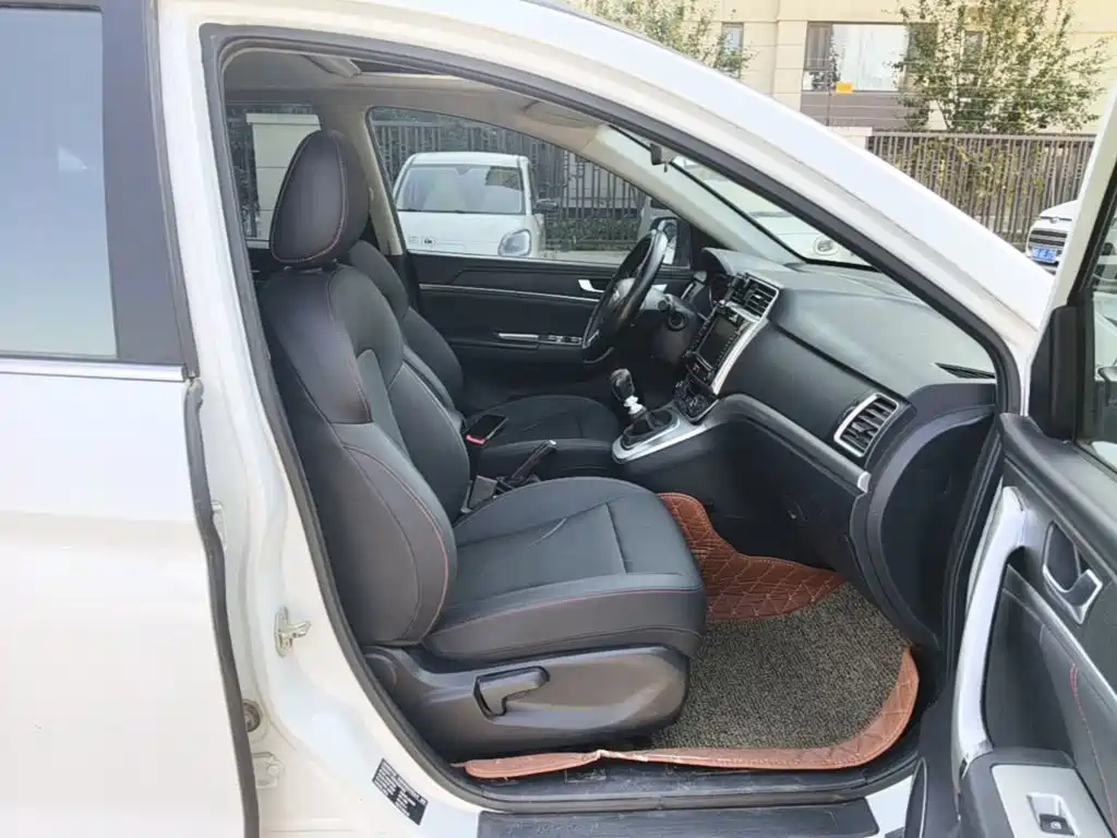 Haval M6 — миниатюра 25