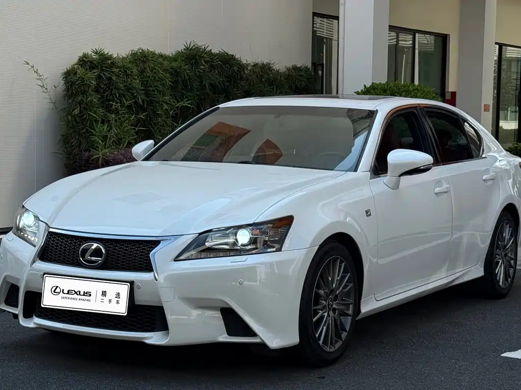 Lexus GS