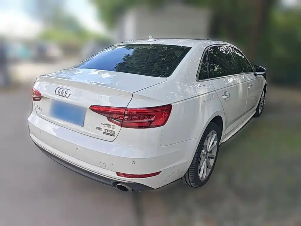 Audi A4L — миниатюра 10