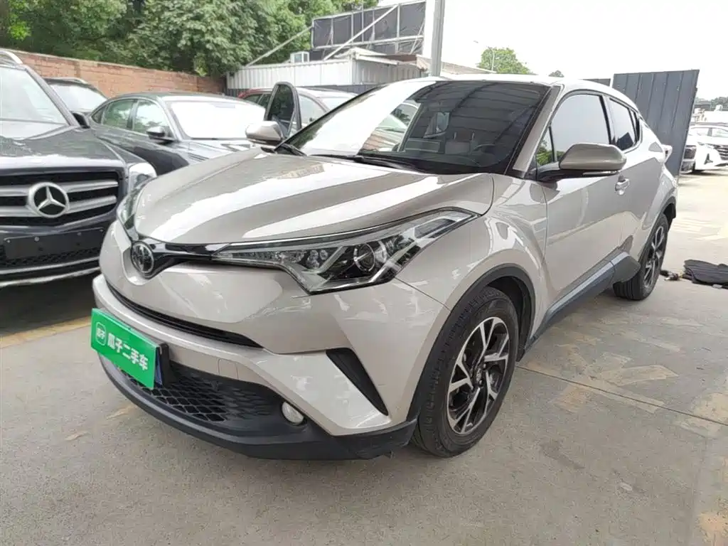 Toyota C-HR 2020 2.0L Leading Edition