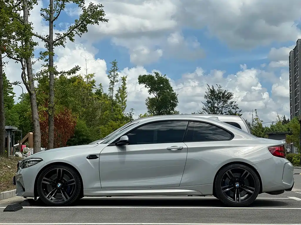 BMW M2 — миниатюра 7