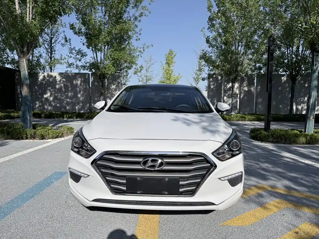 Hyundai Mistra — миниатюра 3