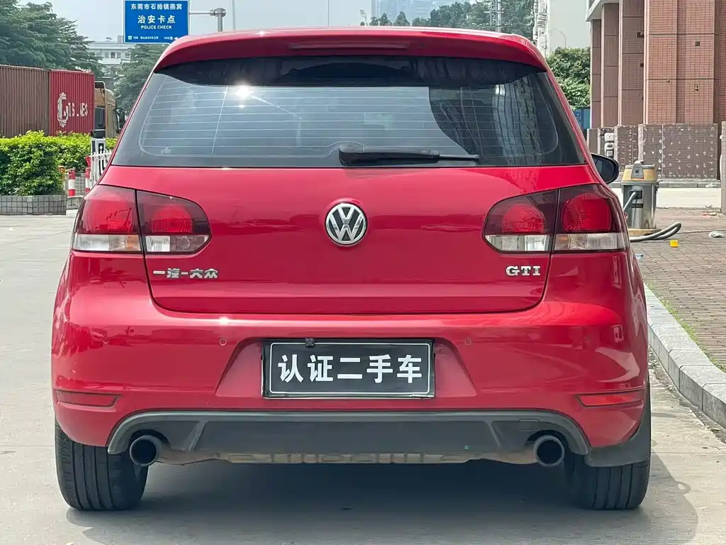 Volkswagen Golf GTI GTI 2012 2.0TSI GTI