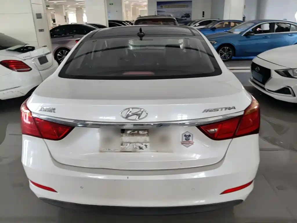 Hyundai Mistra — миниатюра 6