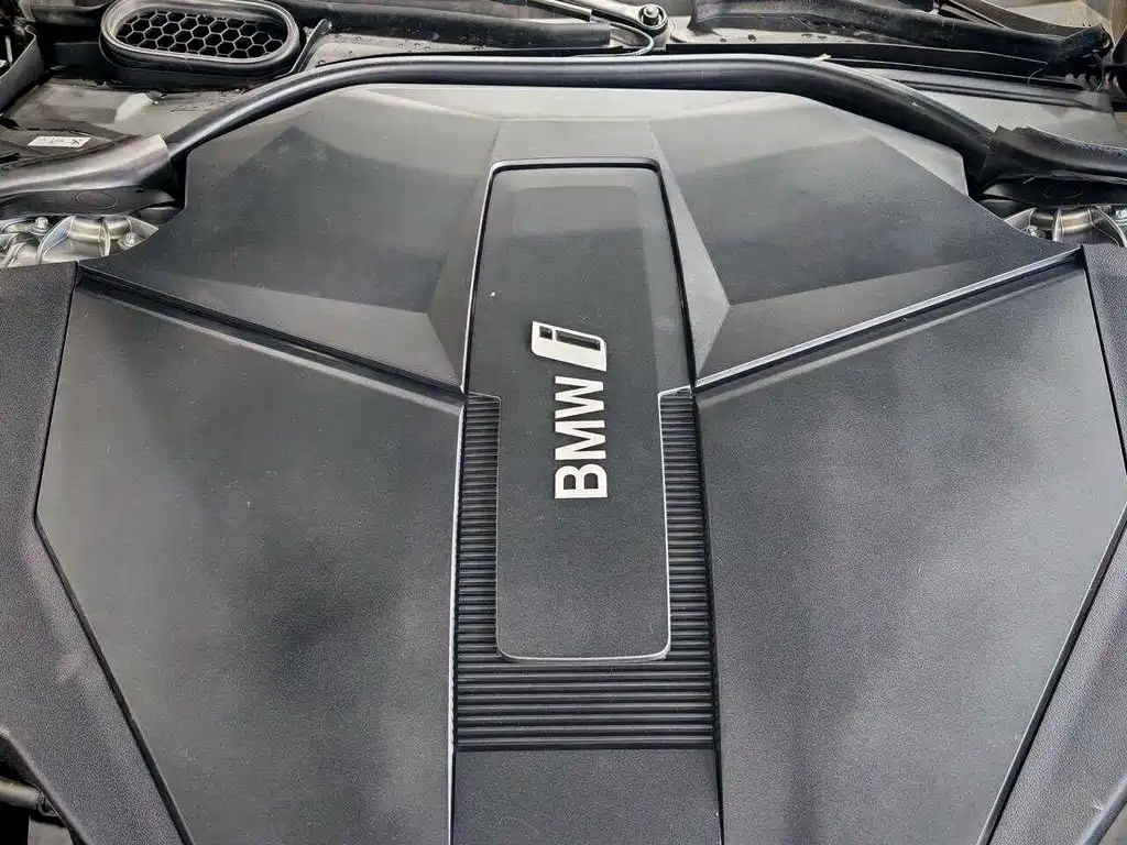 BMW i7 — миниатюра 23
