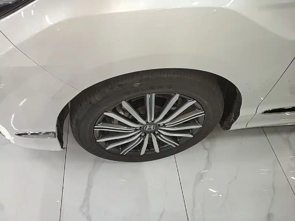 Honda Elysion — миниатюра 23