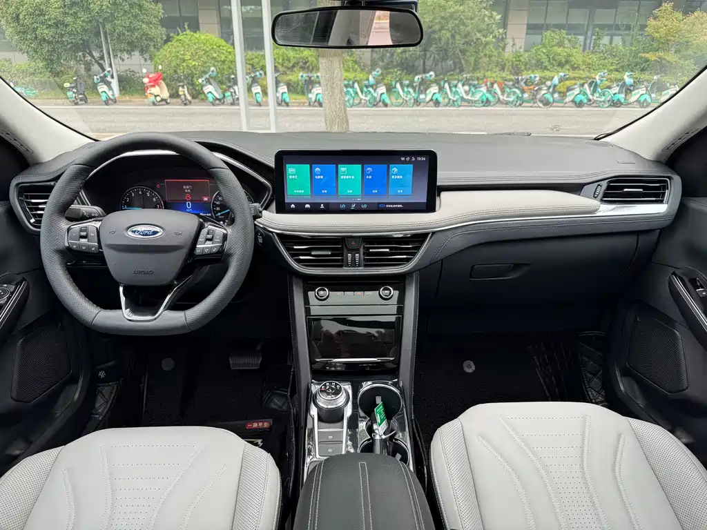 Ford Escape — миниатюра 9