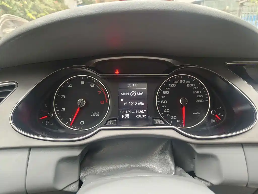 Audi A4L — миниатюра 7